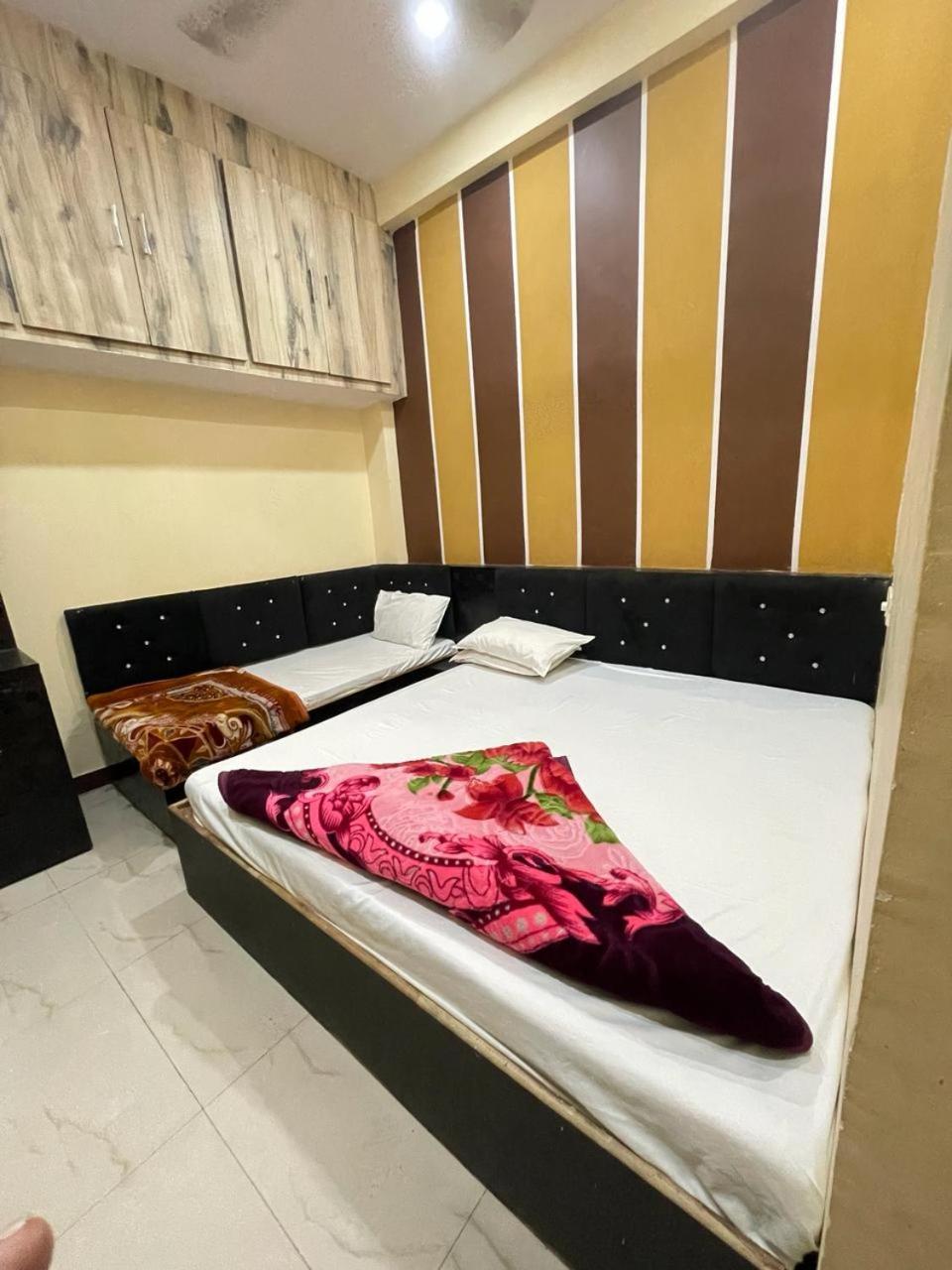 Hotel Amritam Inn Ujjain Exterior photo